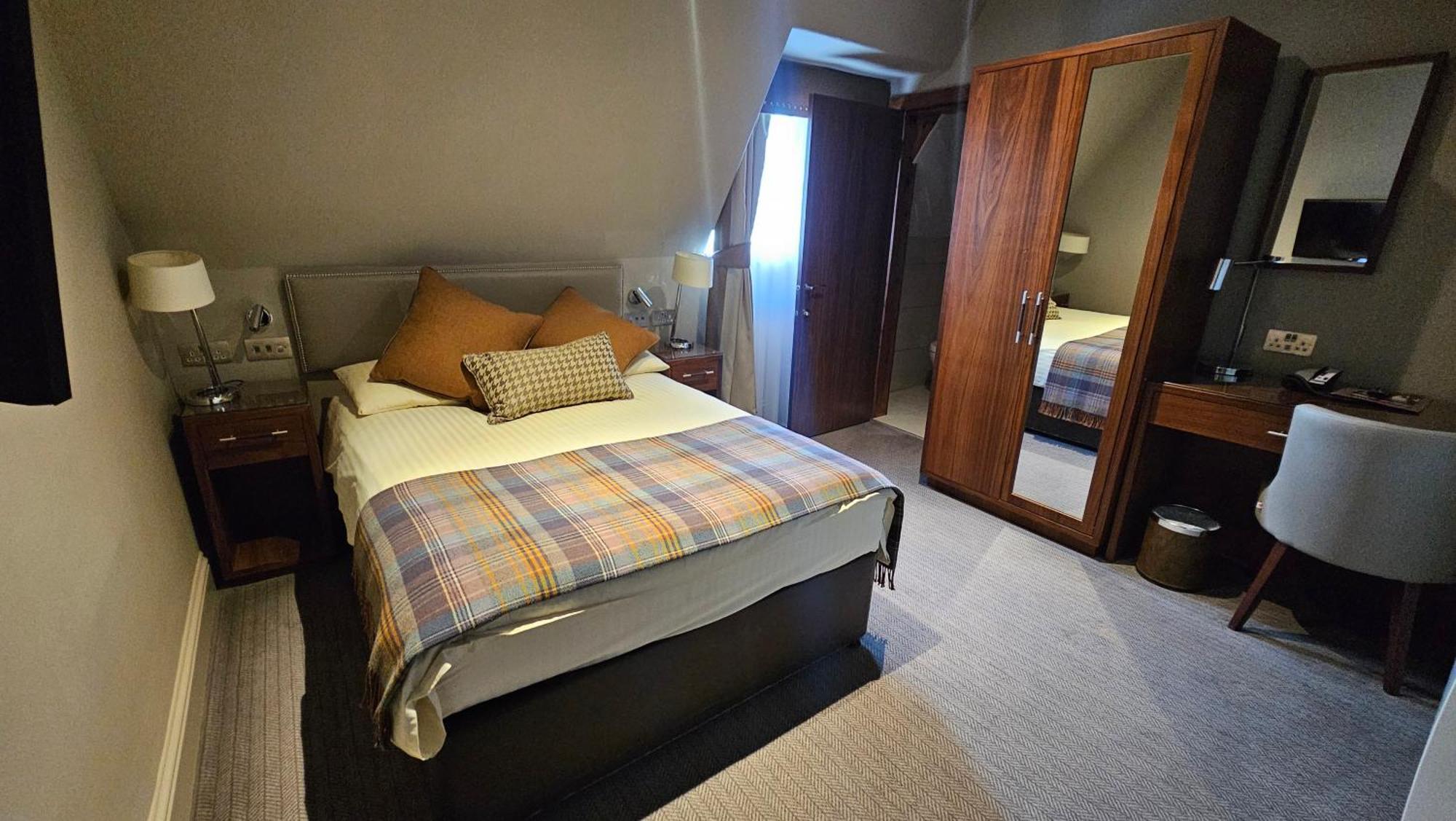 Cruachan Hotel Fort William Buitenkant foto
